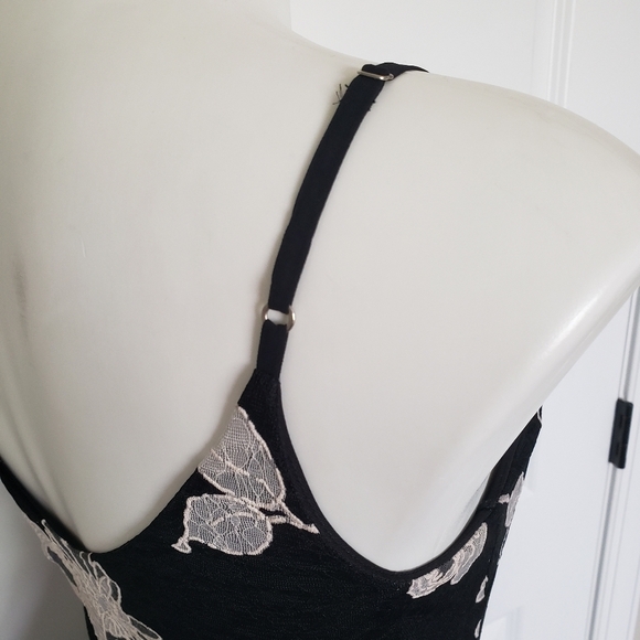ASTR Black Ivory Floral Embroidered Lace Maxi Slip Dress M - Picture 9 of 11